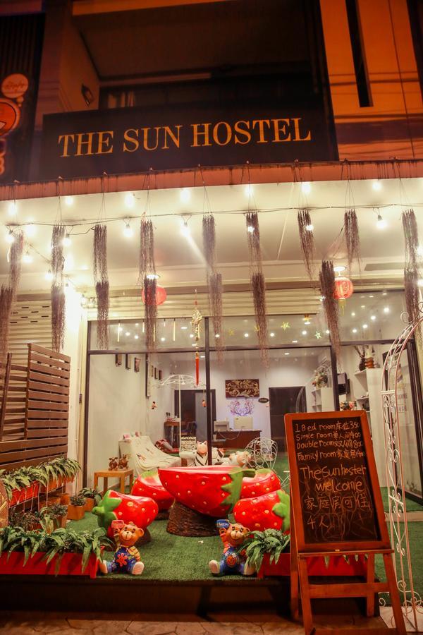The Sun Hostel เชียงใหม่ ภายนอก รูปภาพ