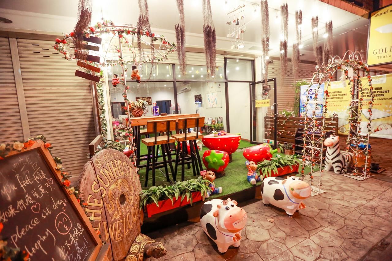 The Sun Hostel เชียงใหม่ ภายนอก รูปภาพ