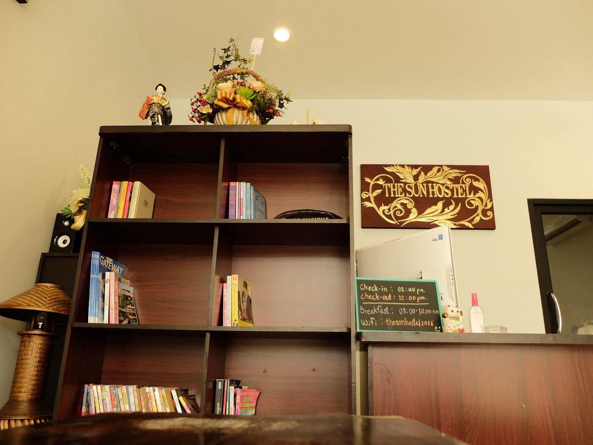 The Sun Hostel เชียงใหม่ ภายนอก รูปภาพ